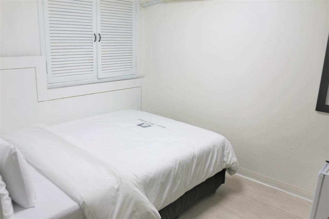 Must Stay Hotel Seoel Buitenkant foto