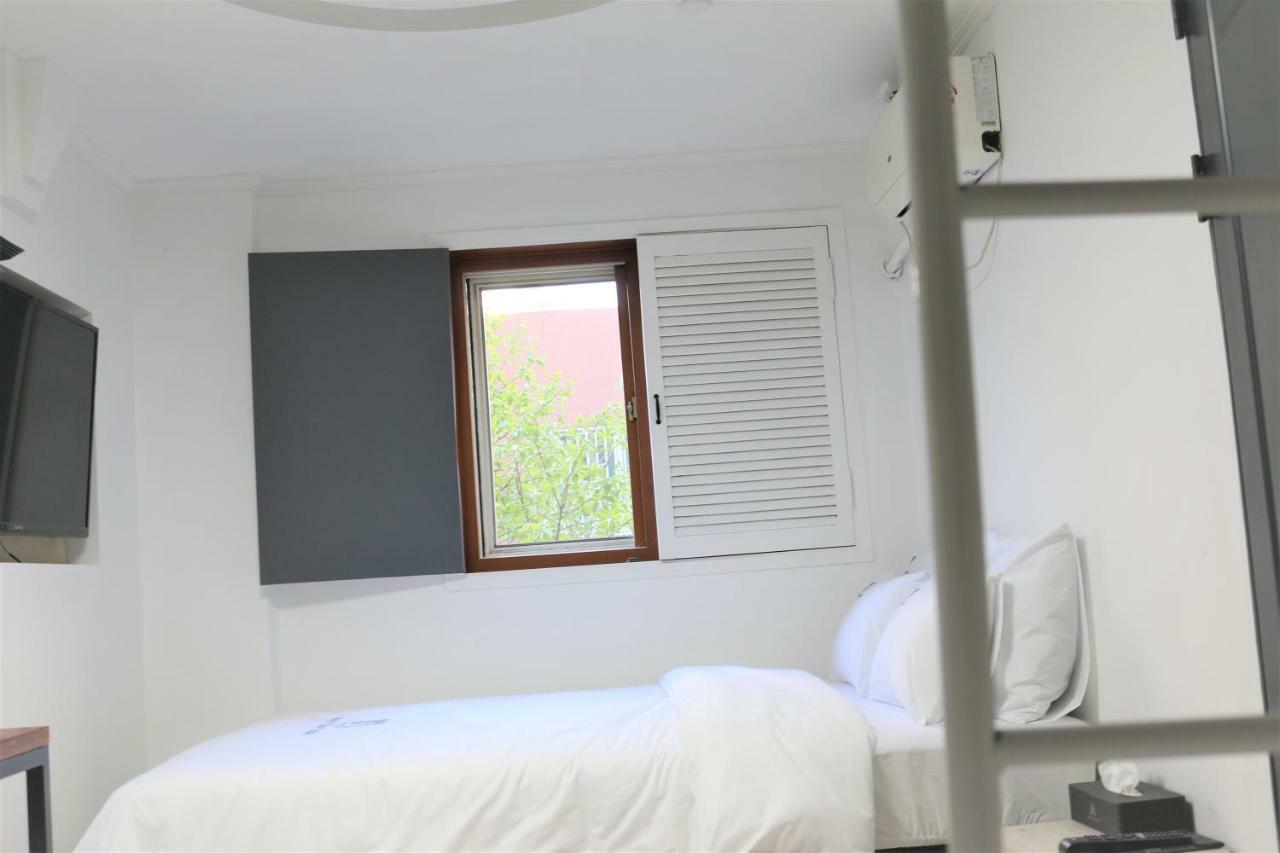 Must Stay Hotel Seoel Buitenkant foto