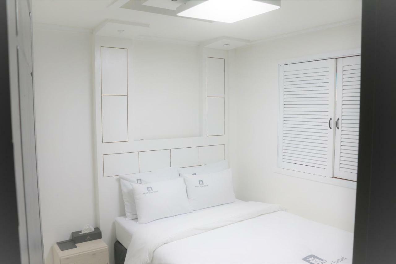 Must Stay Hotel Seoel Buitenkant foto
